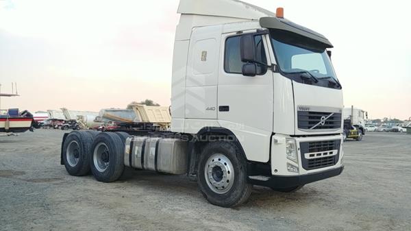 Photo 1 VIN: YV2AS02DXBA705132 - VOLVO FH 440 