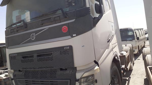 Photo 2 VIN: YV2RS02D7FA777897 - VOLVO FH 