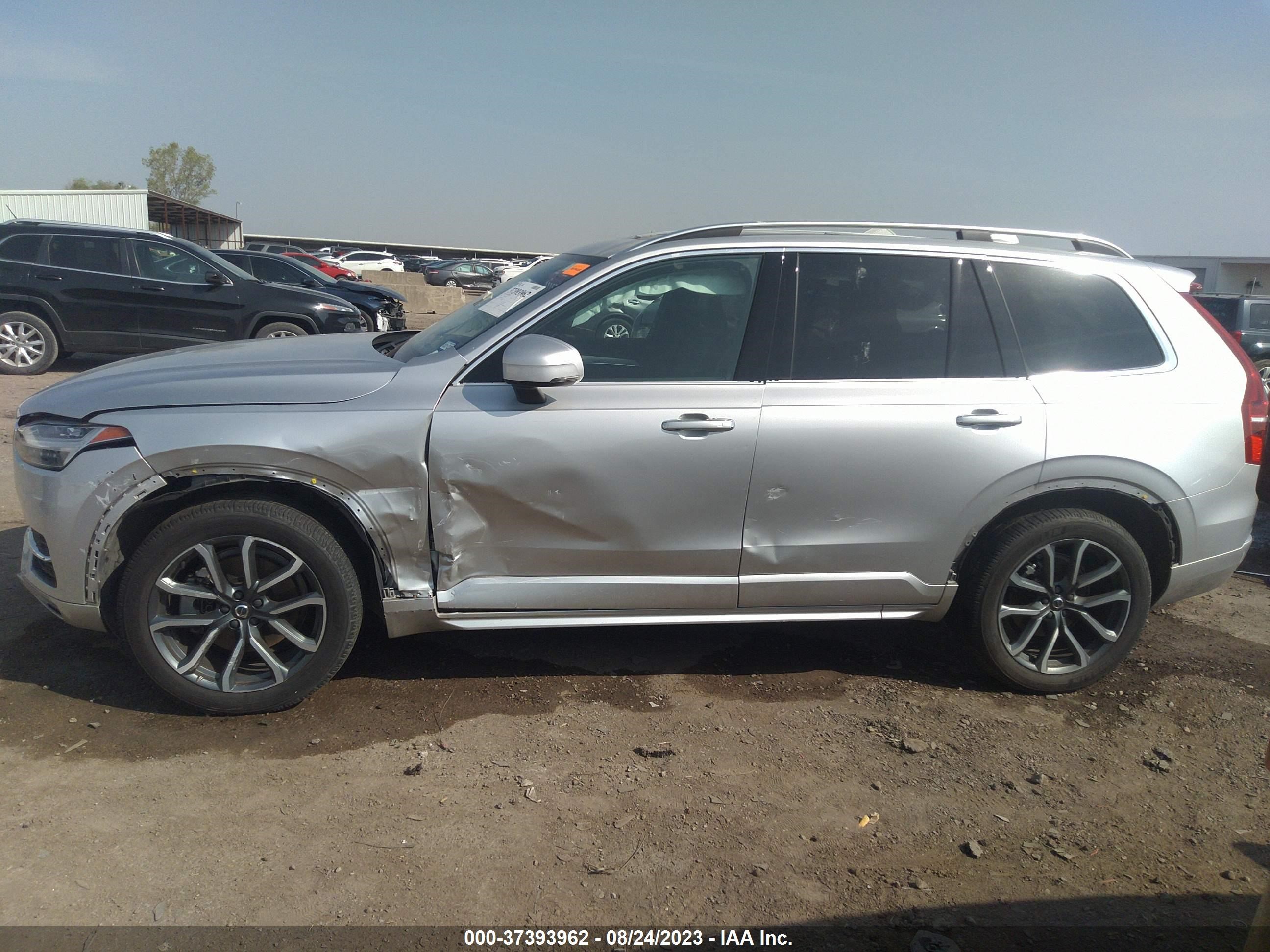 Photo 12 VIN: YV4102CKXJ1342707 - VOLVO XC90 