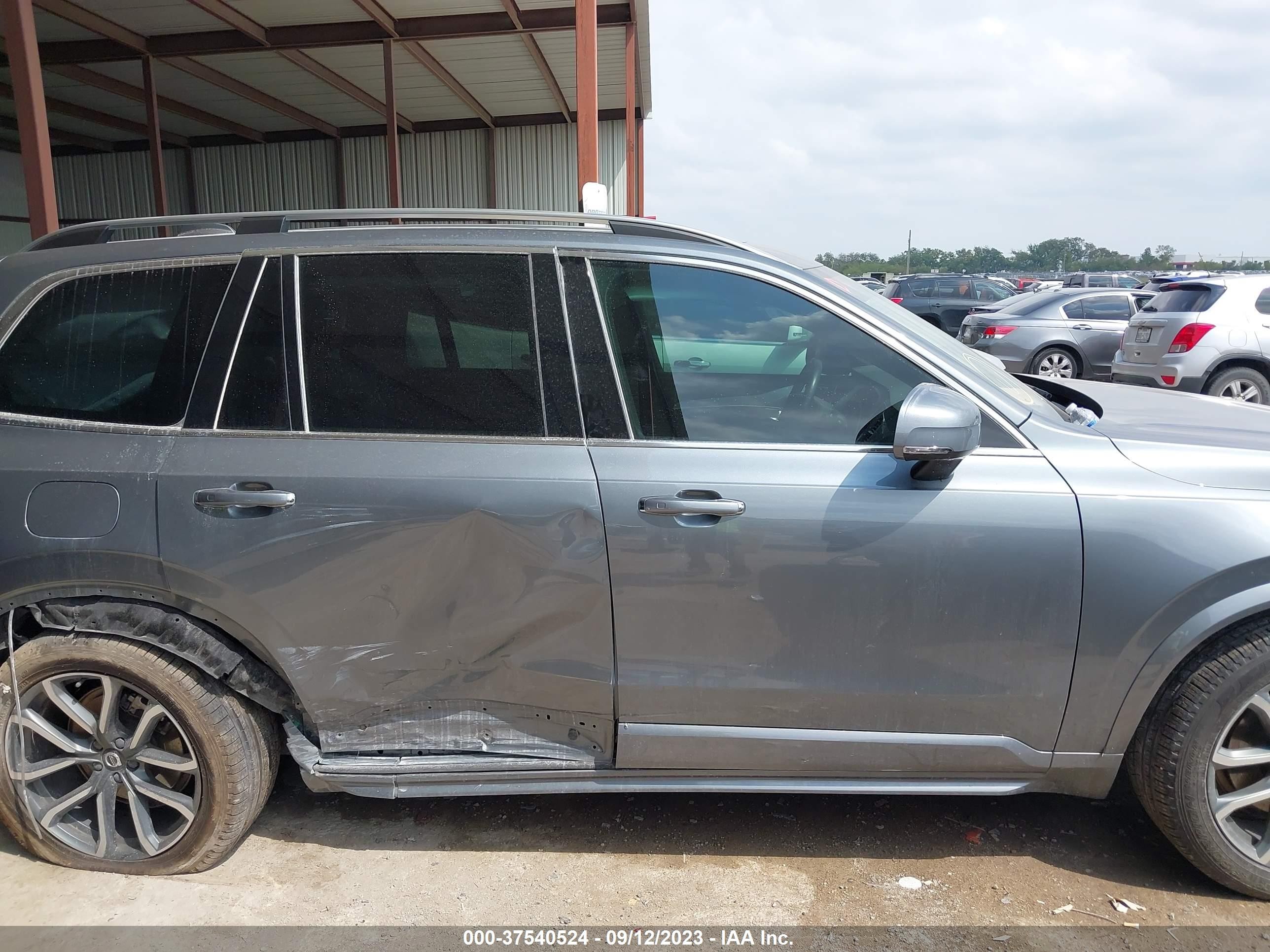 Photo 12 VIN: YV4102PK2J1349788 - VOLVO XC90 