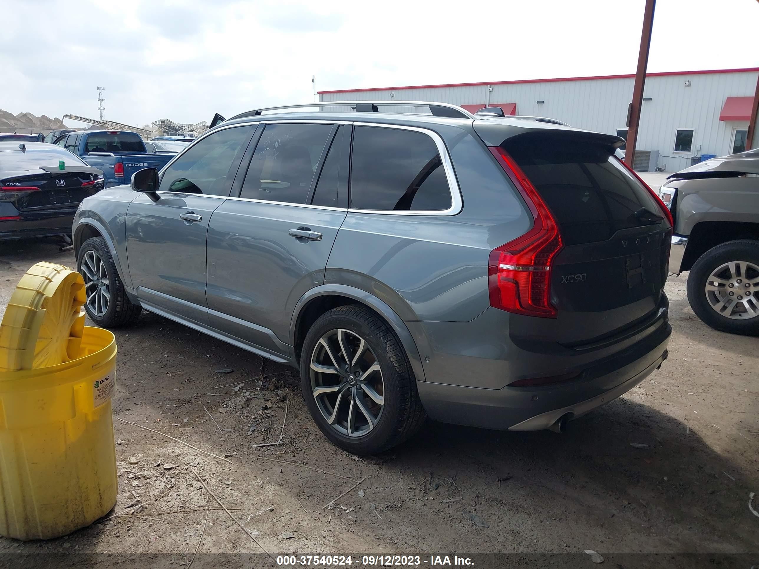 Photo 2 VIN: YV4102PK2J1349788 - VOLVO XC90 