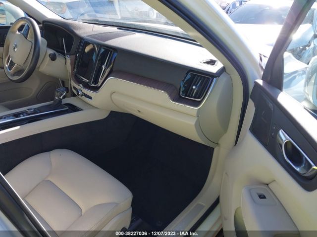 Photo 4 VIN: YV4102RK5M1803341 - VOLVO XC60 