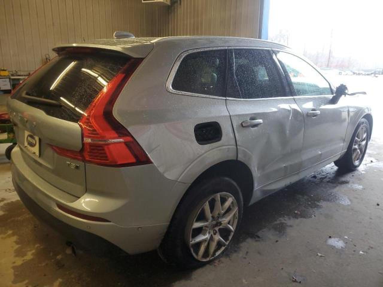 Photo 2 VIN: YV4102RKXJ1017675 - VOLVO XC60 