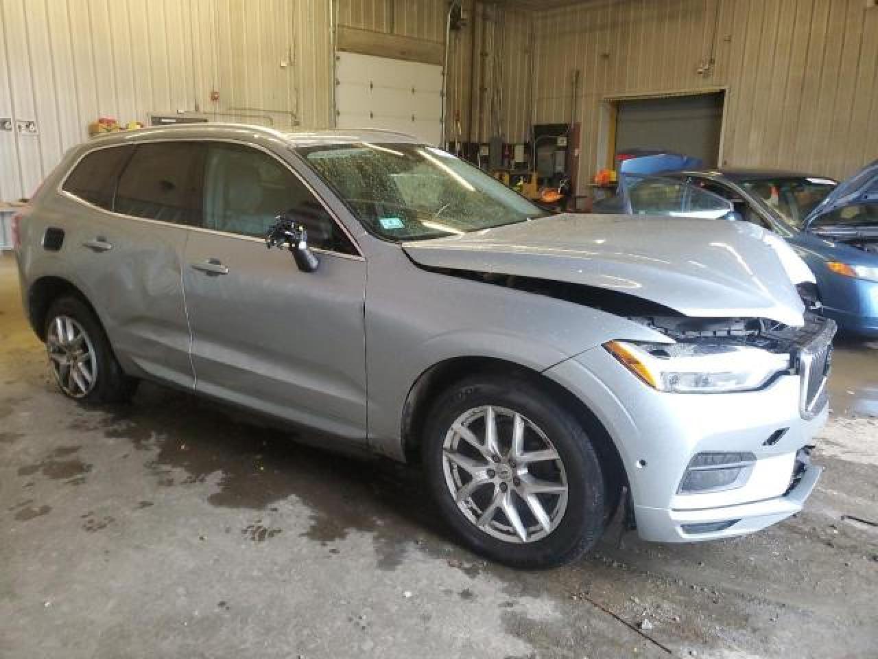 Photo 3 VIN: YV4102RKXJ1017675 - VOLVO XC60 