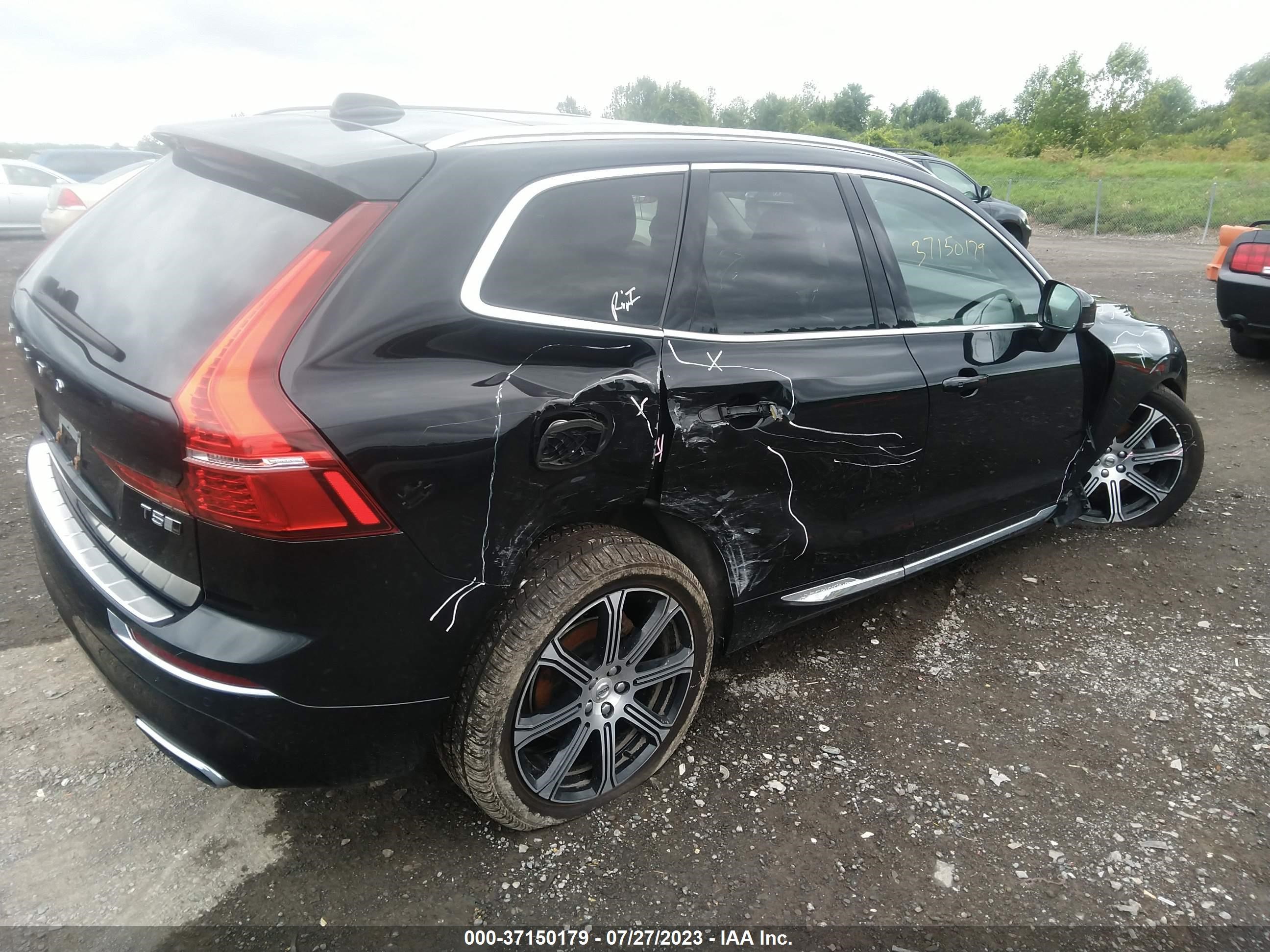 Photo 3 VIN: YV4102RL1L1417572 - VOLVO XC60 