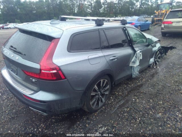 Photo 3 VIN: YV4102WK0M1073827 - VOLVO V60 CROSS COUNTRY 