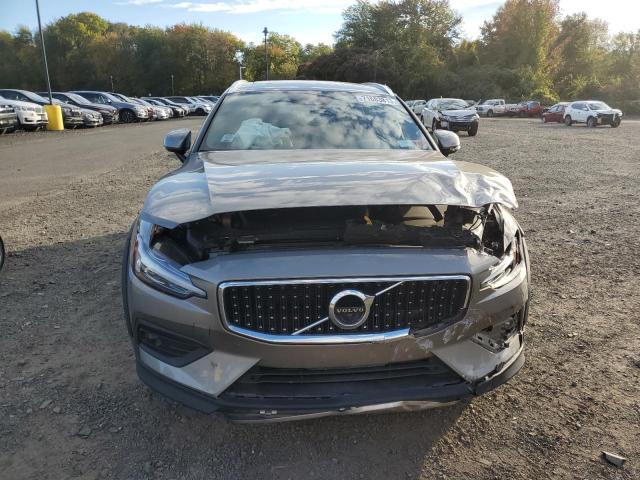 Photo 4 VIN: YV4102WK0M1076923 - VOLVO V60 