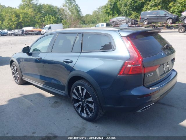 Photo 2 VIN: YV4102WK1N1086667 - VOLVO V60CC 