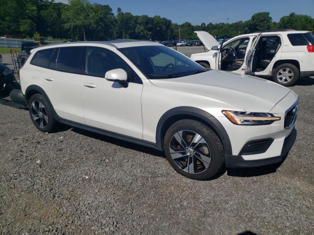 Photo 3 VIN: YV4102WK2L1040830 - VOLVO V60 CROSS 