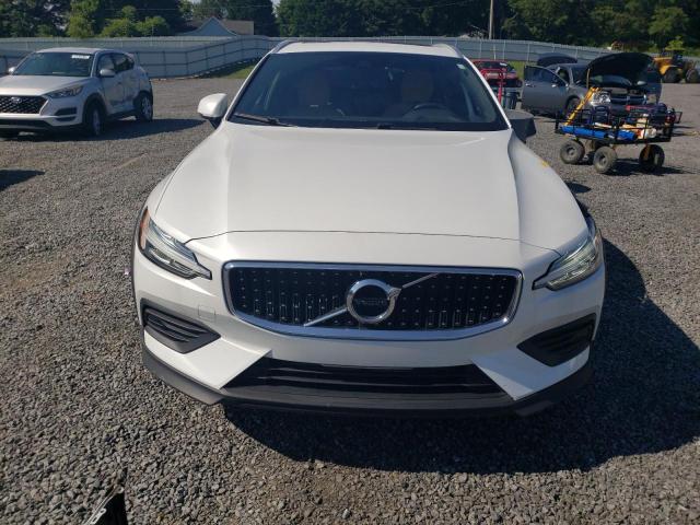 Photo 4 VIN: YV4102WK2L1040830 - VOLVO V60 CROSS 