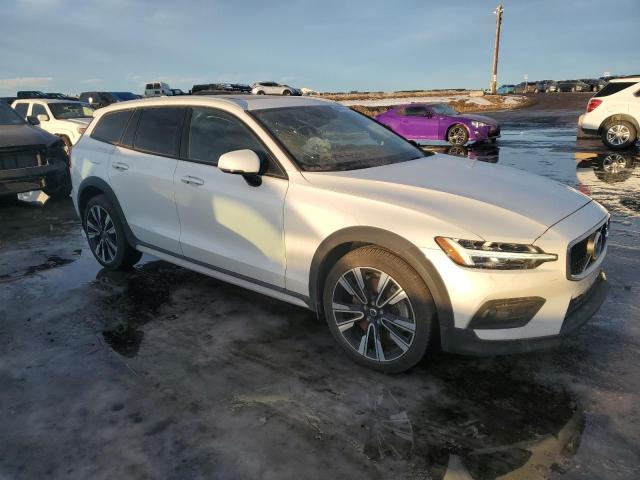 Photo 3 VIN: YV4102WK3M1076902 - VOLVO V60 CROSS 