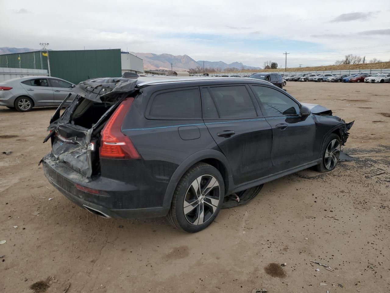 Photo 2 VIN: YV4102WK4L1034642 - VOLVO V60 