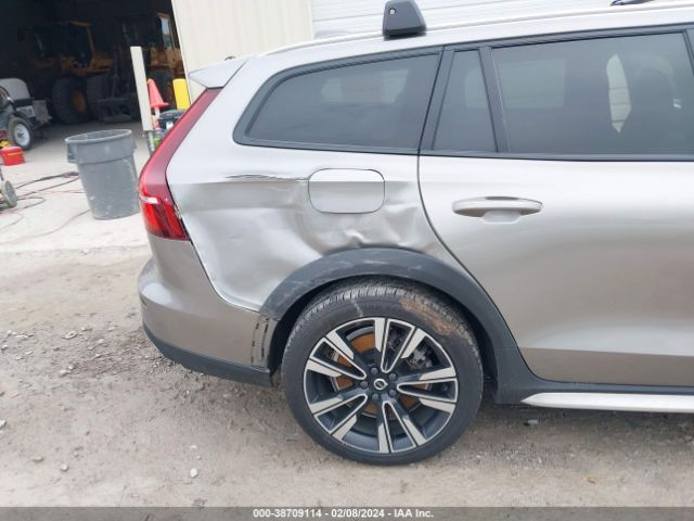 Photo 5 VIN: YV4102WK4L1037220 - VOLVO V60 CROSS COUNTRY 