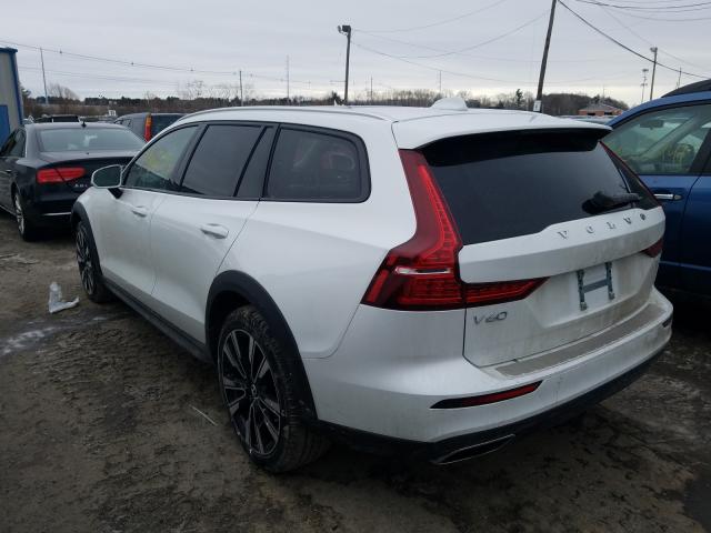 Photo 2 VIN: YV4102WK5L1047318 - VOLVO V60 CC 