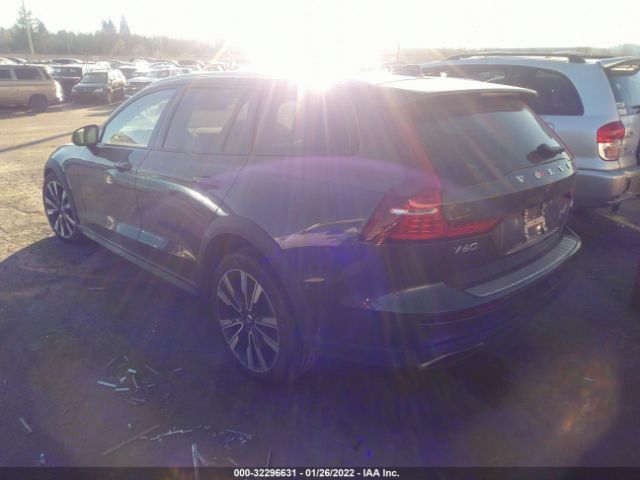 Photo 2 VIN: YV4102WK6L1036120 - VOLVO V60 CROSS COUNTRY 