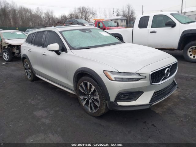 Photo 0 VIN: YV4102WK7L1030858 - VOLVO V60 CROSS COUNTRY 