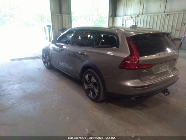 Photo 2 VIN: YV4102WK7L1037325 - VOLVO V60 CROSS COUNTRY 