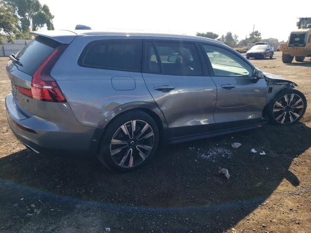 Photo 2 VIN: YV4102WK7L1038975 - VOLVO V60 CROSS 