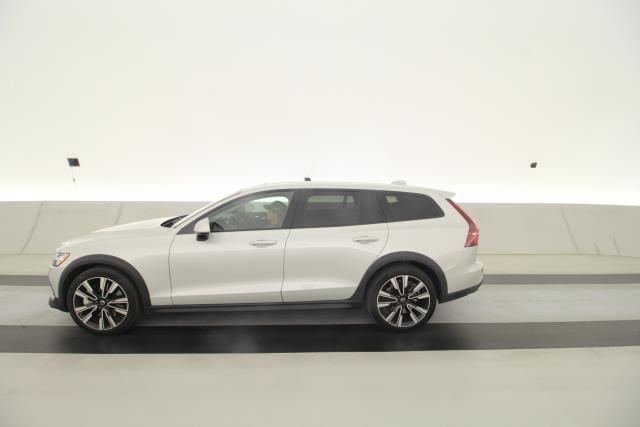 Photo 3 VIN: YV4102WK7L1048549 - VOLVO V60 CROSS COUNTRY 