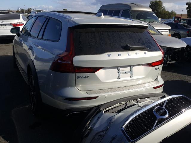 Photo 2 VIN: YV4102WK8L1035647 - VOLVO V60 CROSS 