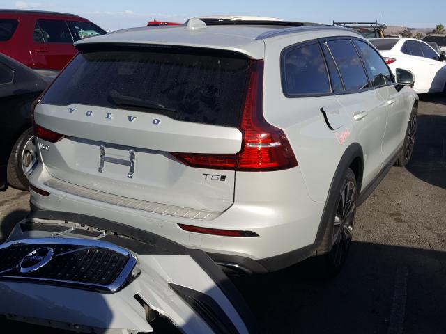 Photo 3 VIN: YV4102WK8L1035647 - VOLVO V60 CROSS 