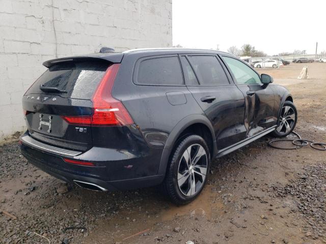 Photo 2 VIN: YV4102WK8L1044512 - VOLVO V60 CROSS 