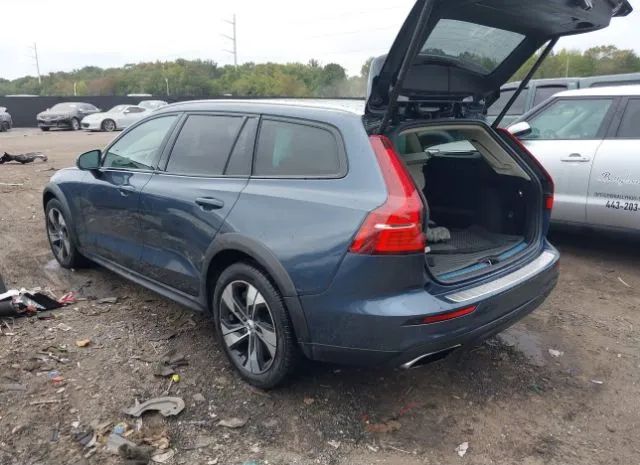 Photo 2 VIN: YV4102WK8L1046941 - VOLVO V60 CROSS COUNTRY 