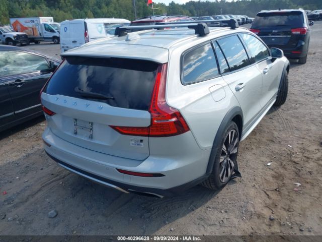 Photo 3 VIN: YV4102WK9L1030800 - VOLVO V60CC 