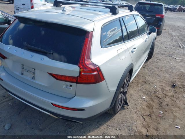 Photo 5 VIN: YV4102WK9L1030800 - VOLVO V60CC 