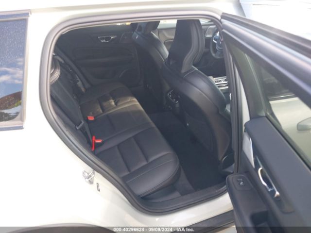 Photo 7 VIN: YV4102WK9L1030800 - VOLVO V60CC 