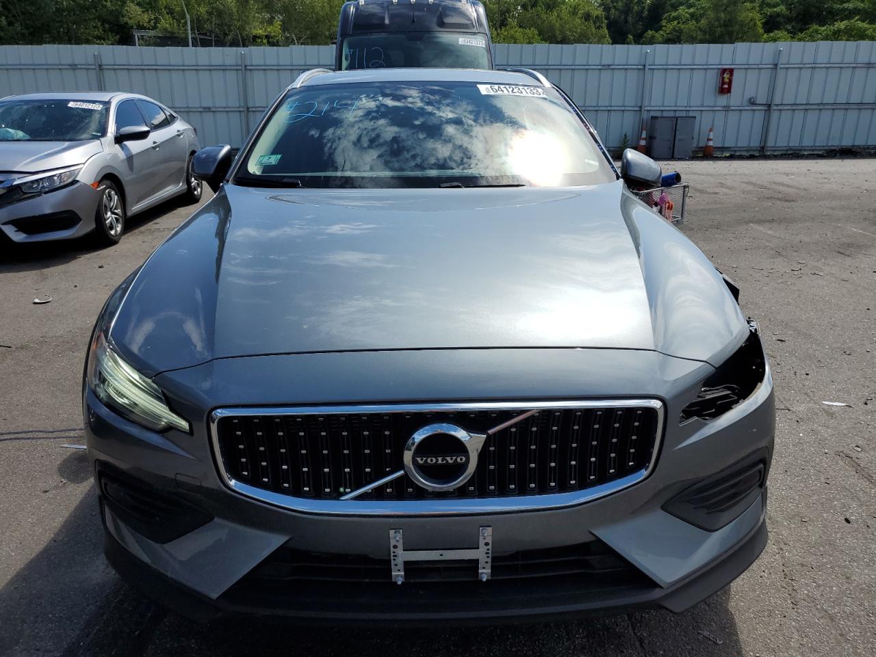 Photo 4 VIN: YV4102WKXL1042938 - VOLVO V60 