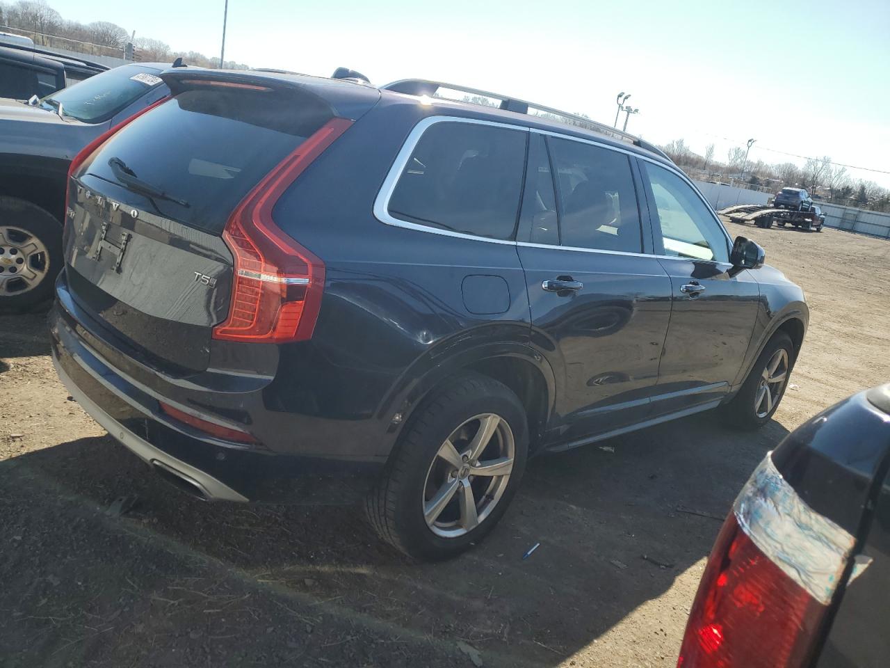 Photo 2 VIN: YV4102XK9G1059413 - VOLVO XC90 