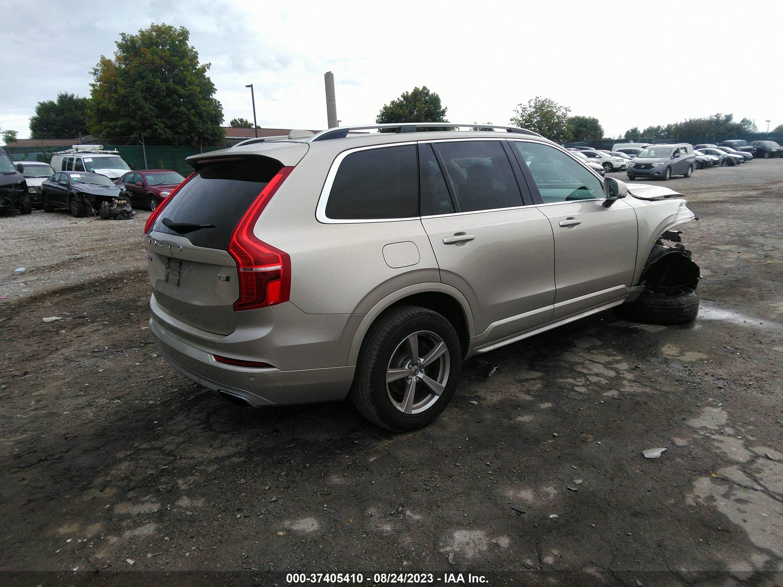 Photo 3 VIN: YV4102XKXG1057086 - VOLVO XC90 