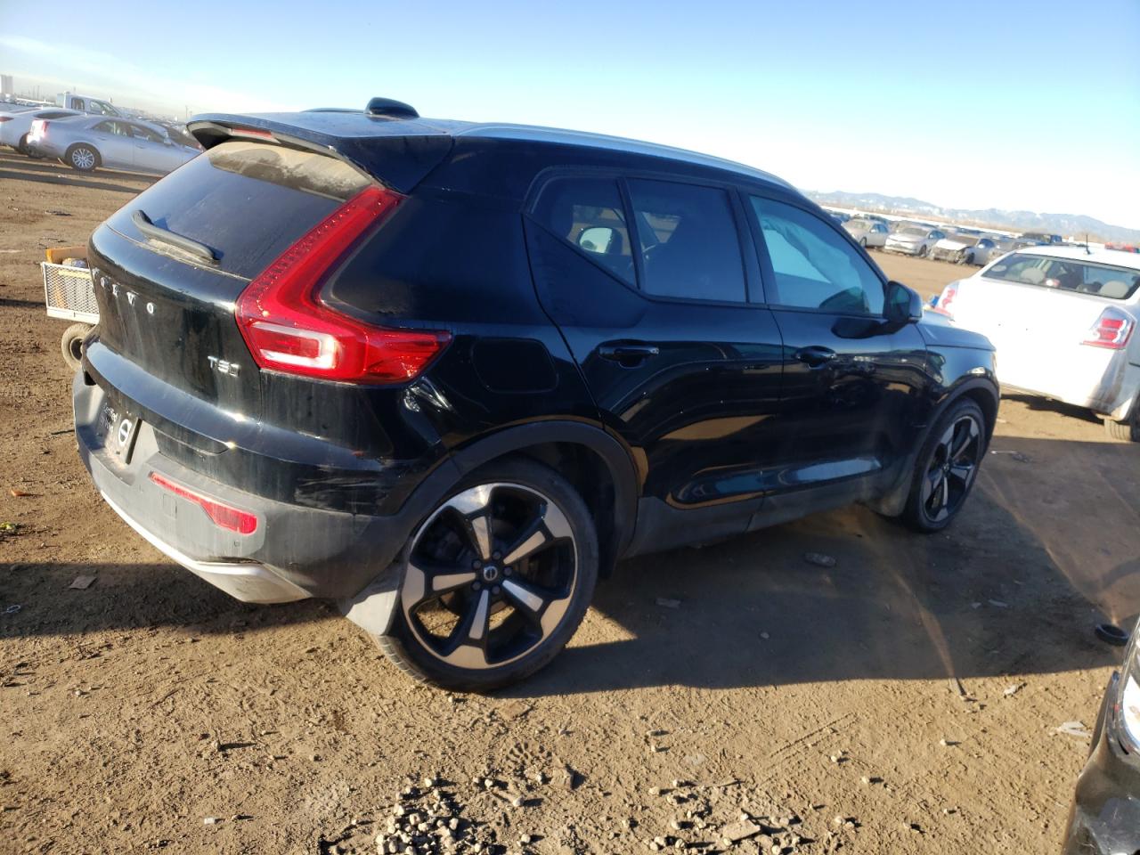 Photo 2 VIN: YV4162UK7M2547333 - VOLVO XC40 