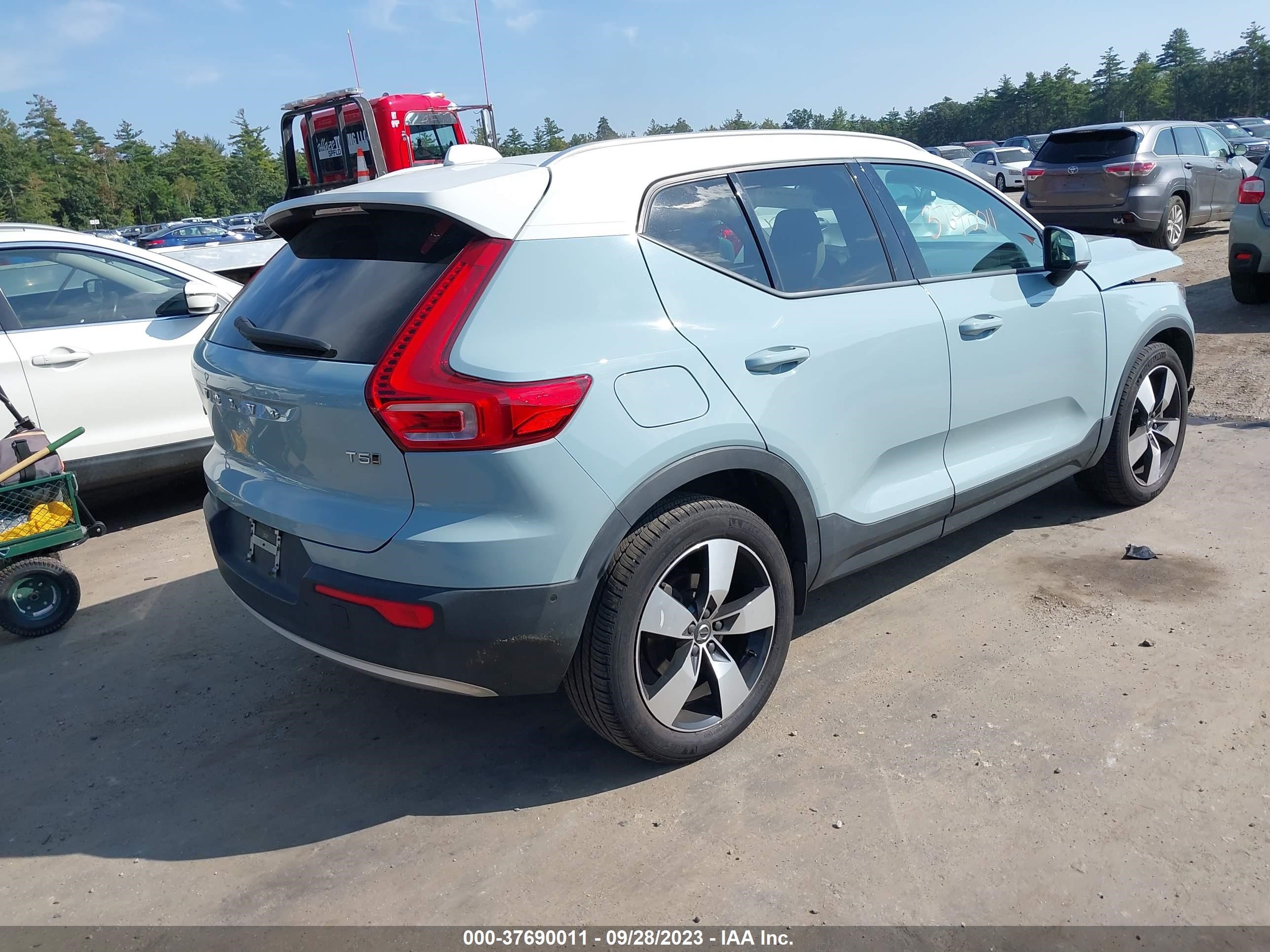 Photo 3 VIN: YV4162XZ7K2003050 - VOLVO XC40 