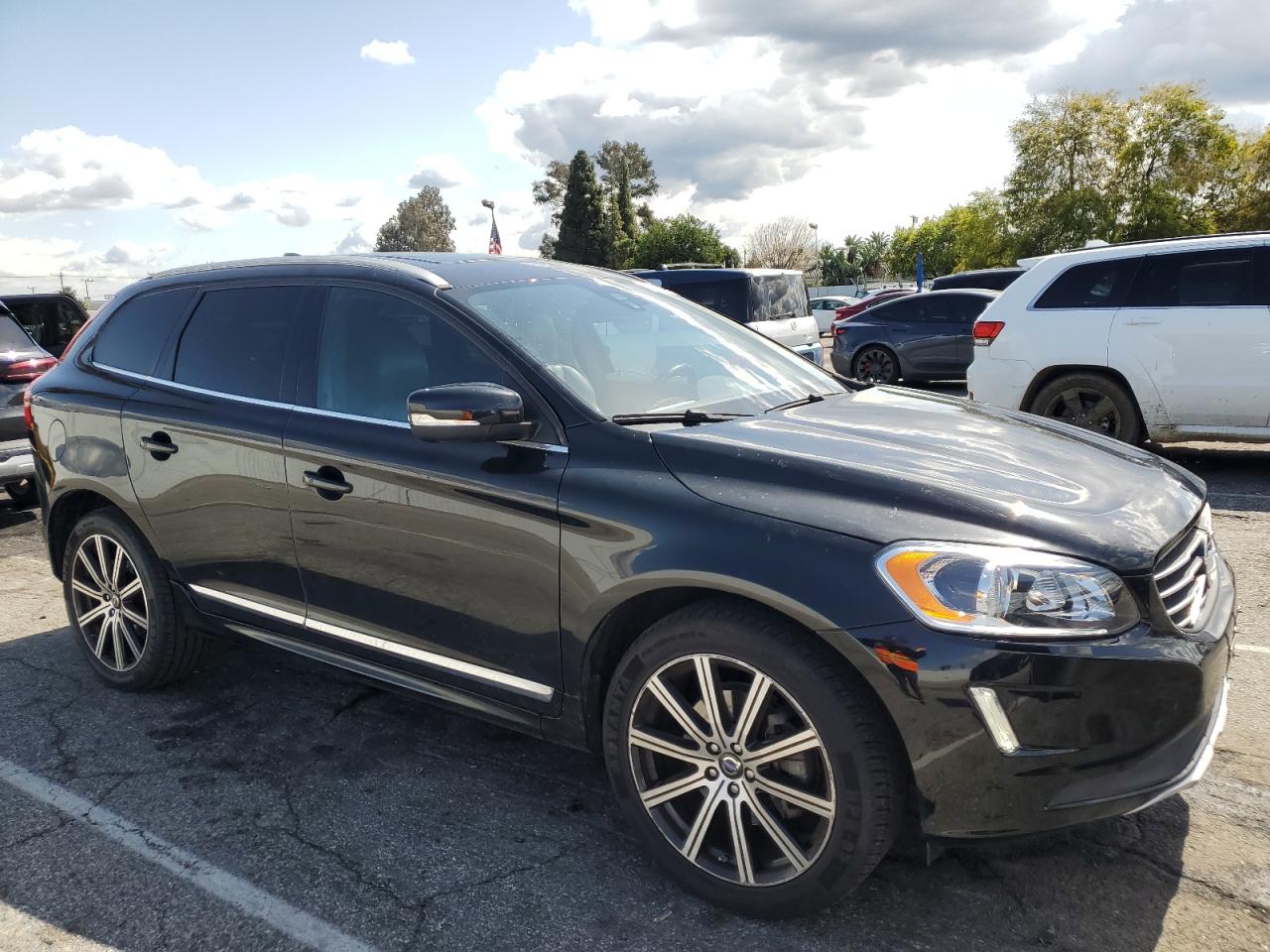 Photo 3 VIN: YV426MDC0F2560145 - VOLVO XC60 