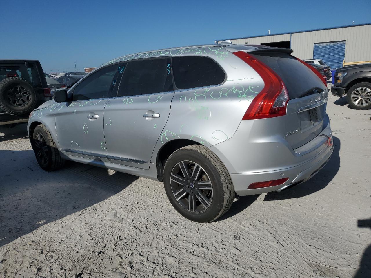 Photo 1 VIN: YV440MDR1H2093996 - VOLVO XC60 