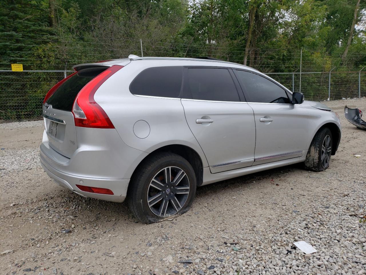 Photo 2 VIN: YV440MDR7H2101227 - VOLVO XC60 