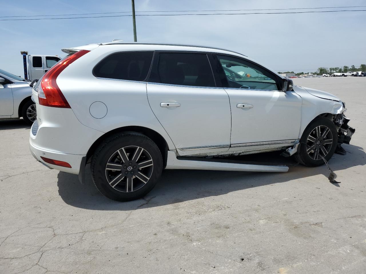 Photo 2 VIN: YV440MDR9H2059434 - VOLVO XC60 