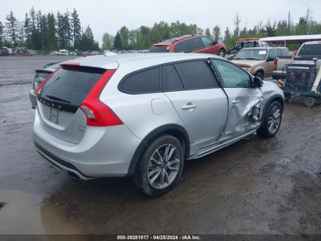 Photo 3 VIN: YV440MWK0J2052068 - VOLVO V60 CROSS COUNTRY 