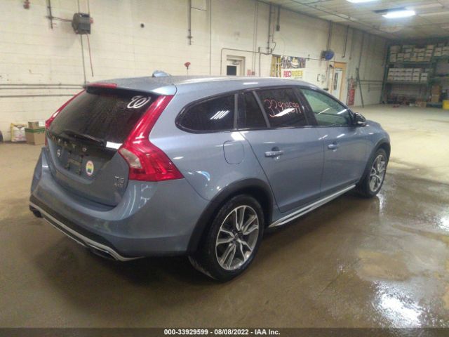 Photo 3 VIN: YV440MWK4J2049500 - VOLVO V60 CROSS COUNTRY 