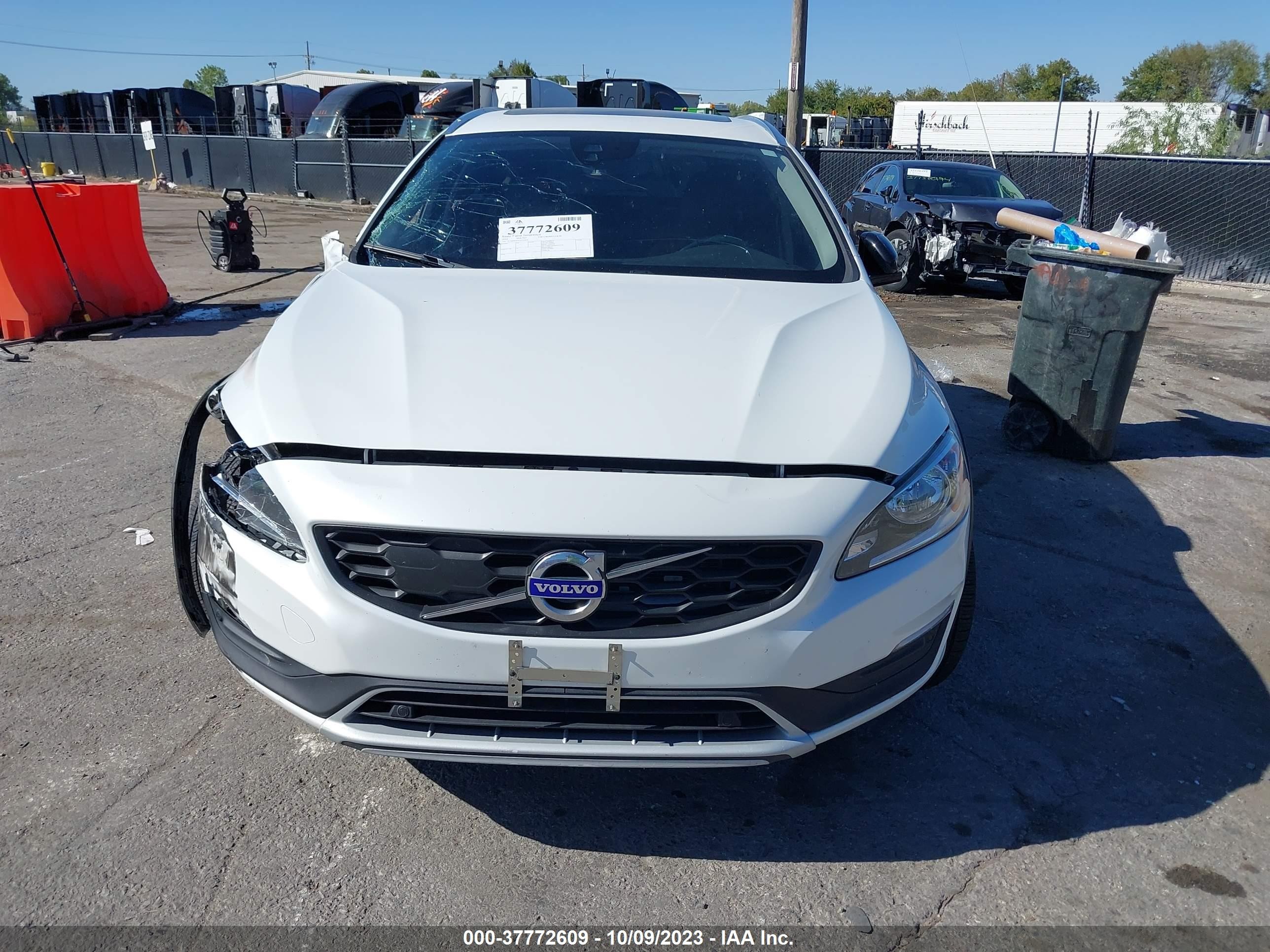 Photo 11 VIN: YV440MWK5J2050056 - VOLVO V60 CROSS COUNTRY 