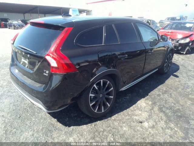 Photo 3 VIN: YV440MWK8J2048799 - VOLVO V60 CROSS COUNTRY 