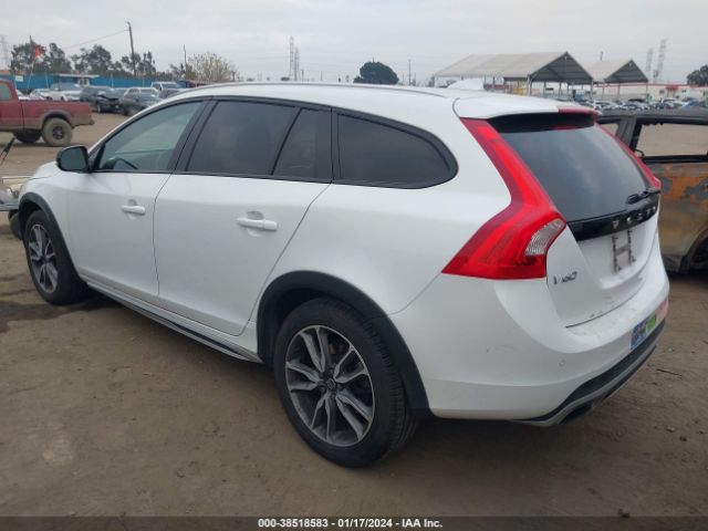 Photo 2 VIN: YV440MWKXJ2056063 - VOLVO V60 CROSS COUNTRY 