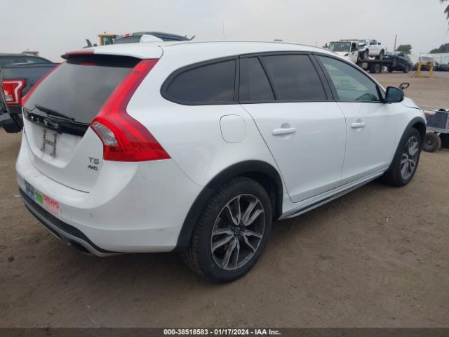 Photo 3 VIN: YV440MWKXJ2056063 - VOLVO V60 CROSS COUNTRY 