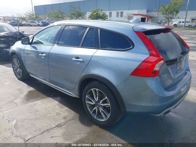 Photo 2 VIN: YV440MWM4H1035873 - VOLVO V60 CROSS COUNTRY 