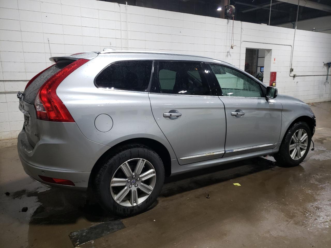 Photo 2 VIN: YV449MDM5G2842744 - VOLVO XC60 