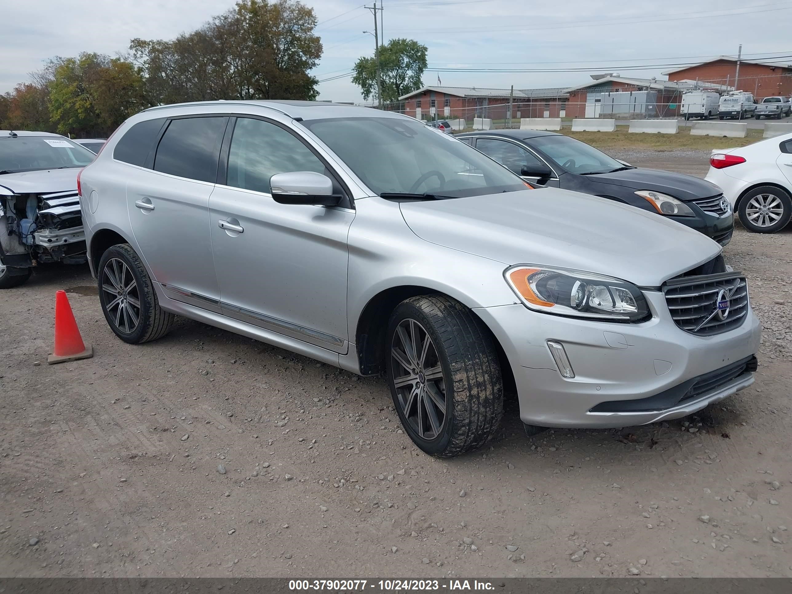 Photo 0 VIN: YV449MRU2H2116012 - VOLVO XC60 