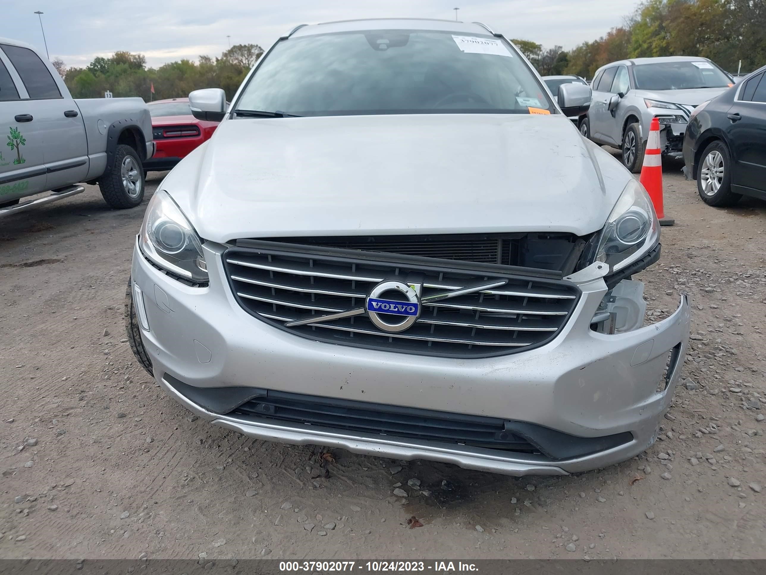 Photo 11 VIN: YV449MRU2H2116012 - VOLVO XC60 