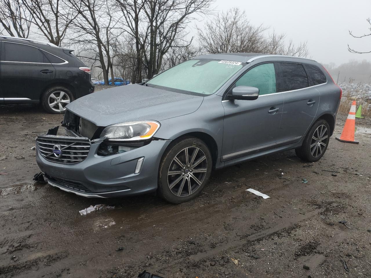 Photo 0 VIN: YV449MRU4H2011939 - VOLVO XC60 